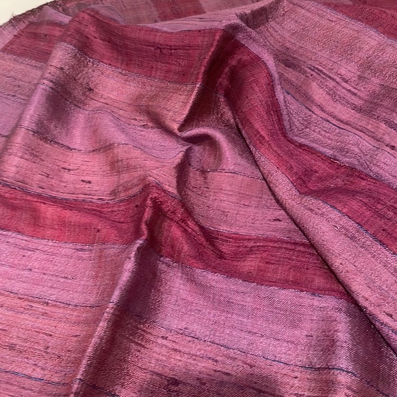 Vintage Silk Shantung Scarf. NWOT. - Picture 2 of 4